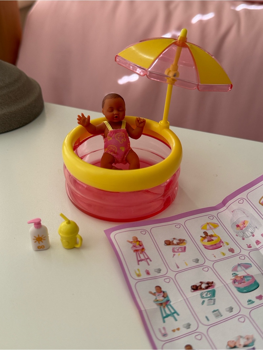 ZURU Mini Brands Series 2 | Baby in pink + yellow pool with bathing suit 🩷🎀